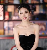 希威社-何诗婷2021.11.3(S) [2.49GB]