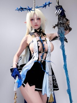 水淼aqua – 芙露德莉斯 Fleurdelys 自拍