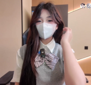 喵叽小糯 – 性感女主播被榜一大哥 强势打桩 各种姿势玩弄插入 极具肉感小白虎嫩穴 浓白中出射入精液