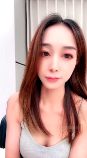 【老师你水好多】完美炮架 各种撩人的姿势手抠骚逼 淫水泛滥 真TM骚