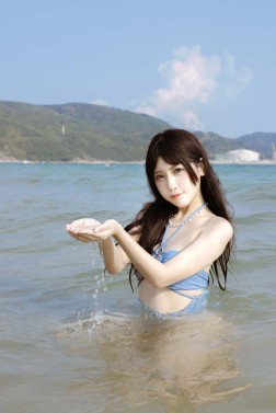 不呆猫 – 泳衣JK学妹