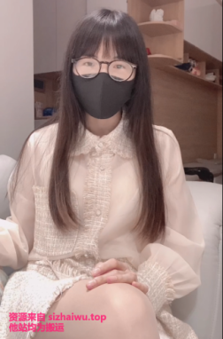 眼镜妹(一只荞)(qiao_lloo) 福利资源合集-[23V-11.94G]