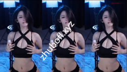 斗鱼直播@十九岁的真真 250820定制热舞1V/211M