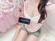 小温@Xiaowen_5200 – [520门槛] 15分钟 双马尾福利订阅 [27P+3V/975MB]