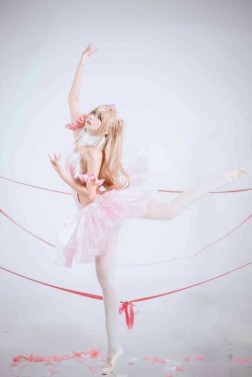 是一只熊仔吗 7套写真视频资源合集 351MB