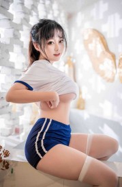 奇行家狗崽 11套写真视频资源合集 1.8GB