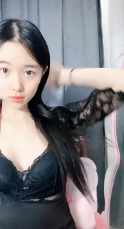 【一口八个汉堡】校花尤物 丝袜性感长腿绝美蜜臀揉奶跳蛋自慰撩骚 506MB