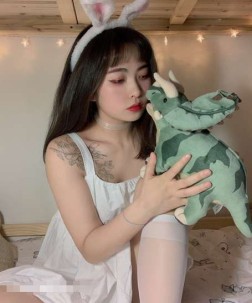 jealous215 福利资源合集-[135P-40V-511.57MB]