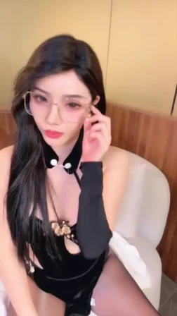 白熙- 女神魔鬼身材 露脸 道具 [3V/465M]