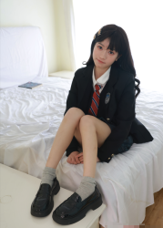 IMZSOCK爱美足 – 可心 – 私房超短裙棉袜裸足 【109P1V1.6G】