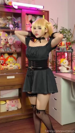 yuumeilyn 虞梅 (Meiilyn) – 9分钟 Cos 弥海砂黑丝 [4P5V-250MB]