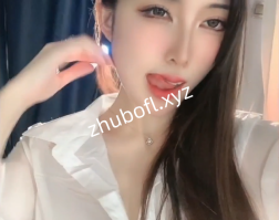 抖音主播@草莓兜兜 定制男友视角+热舞视频8V/579M