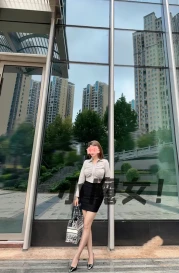 小魔女 –九头身反差女神露出私拍视图 [216P+42V/4.17G]